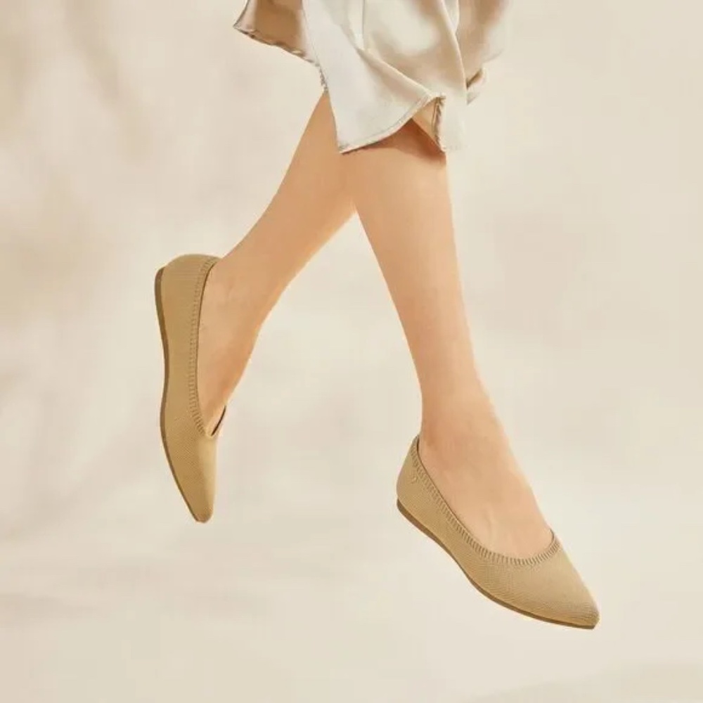 VIVAIA Pointed‎ Toe Ballet Flats (Aria 5°) Size EUR 37.5 US 7